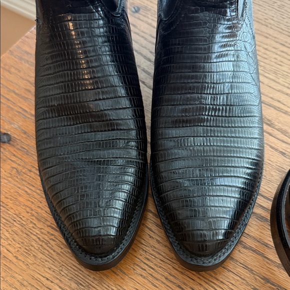 Lucchese Black Leather and lizard Cowboy Boots with lizard belt size 8.5 men’s - Picture 8 of 9